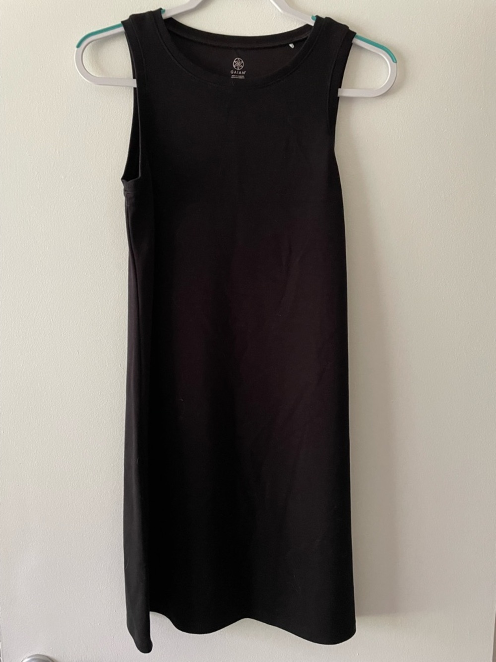 GAIAM Black Sleeveless Midi Tank Dress